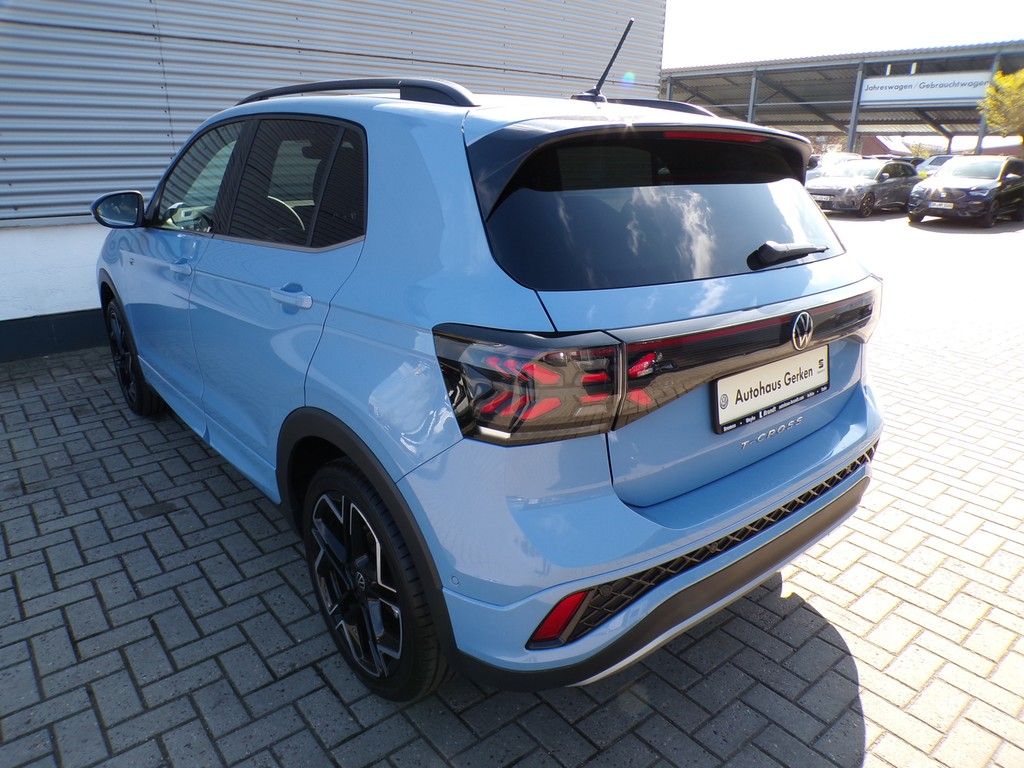 Fahrzeugabbildung Volkswagen T-Cross  1.5 TSI 110 kW R-Line DSG*AHK*RüFaKa*