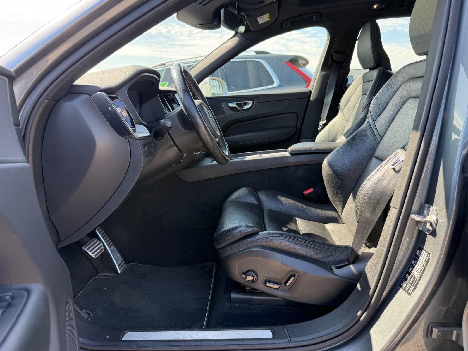 Volvo XC60 R Design AWD Aut.Pano.Navi.Garantie foto 14