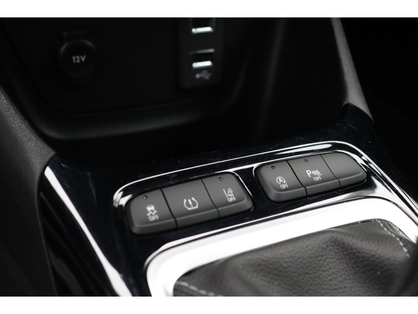 Fahrzeugabbildung Opel Crossland 1.2 Elegance Kamera AHK LED Totwinkela