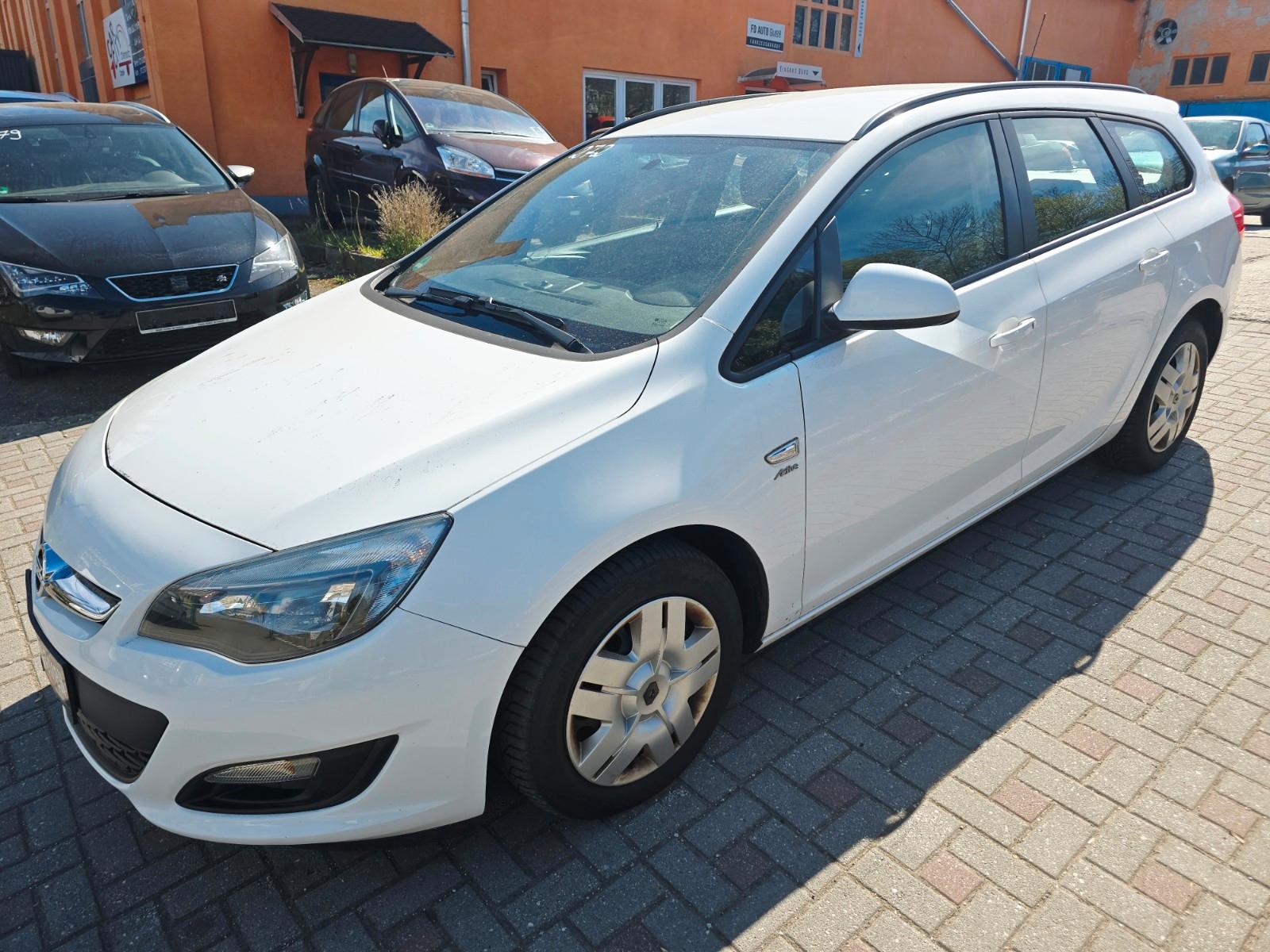 Opel Astra J Sports Tourer Active