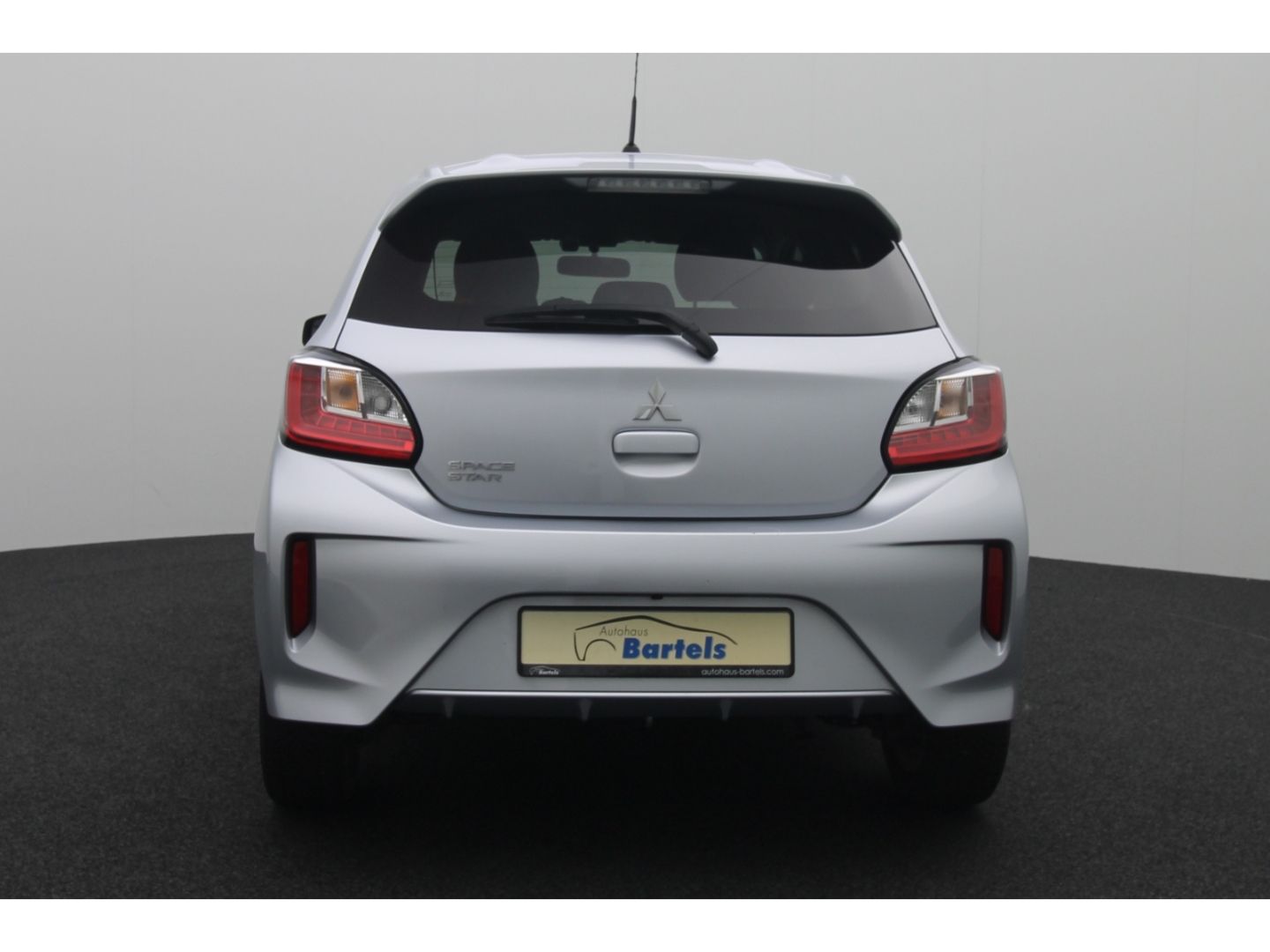Fahrzeugabbildung Mitsubishi Space Star 1.2 Select+ Kamera  DAB