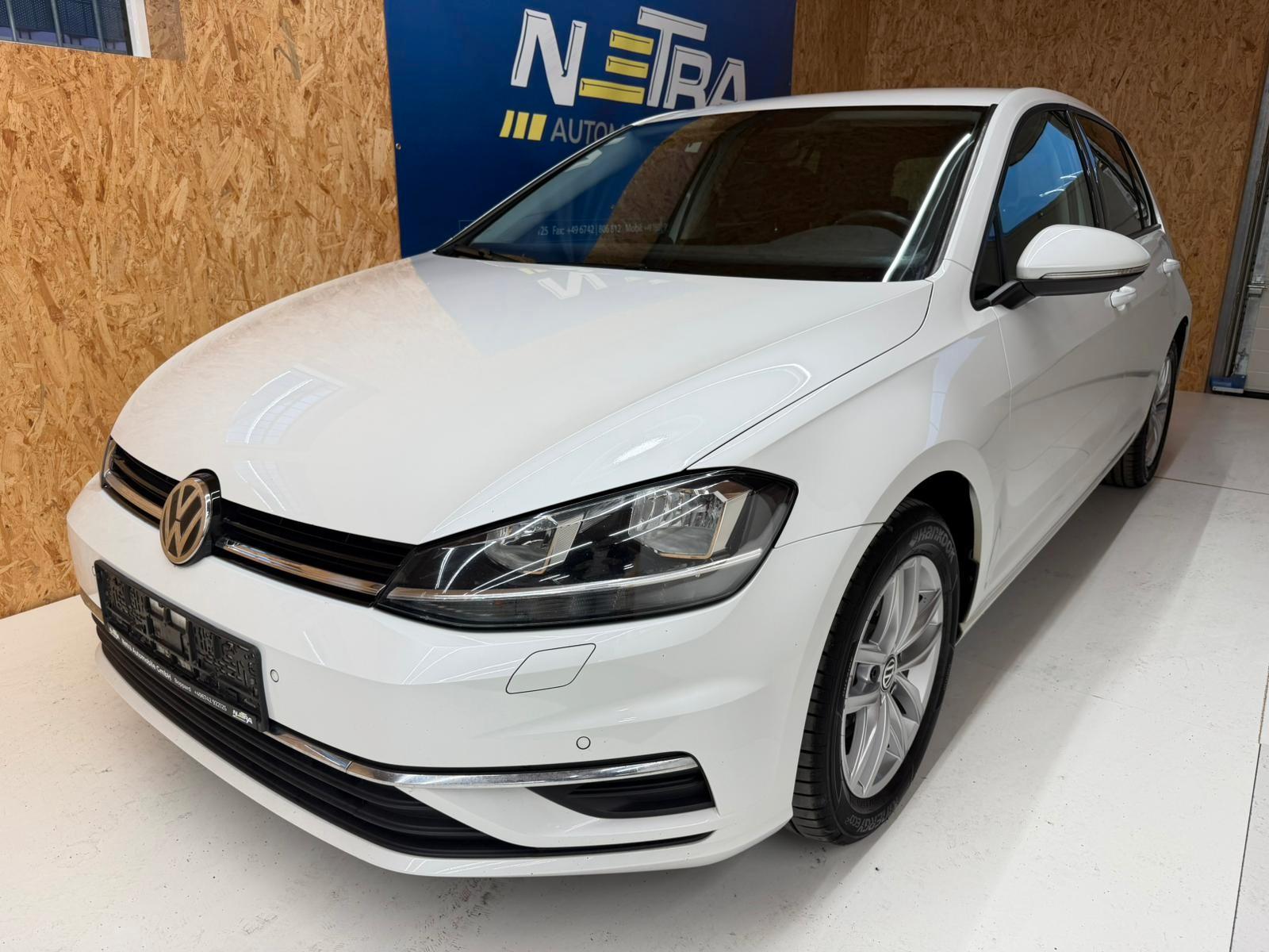 Volkswagen Golf VII Lim. Comfortline*NAVI*PDC*AHK*