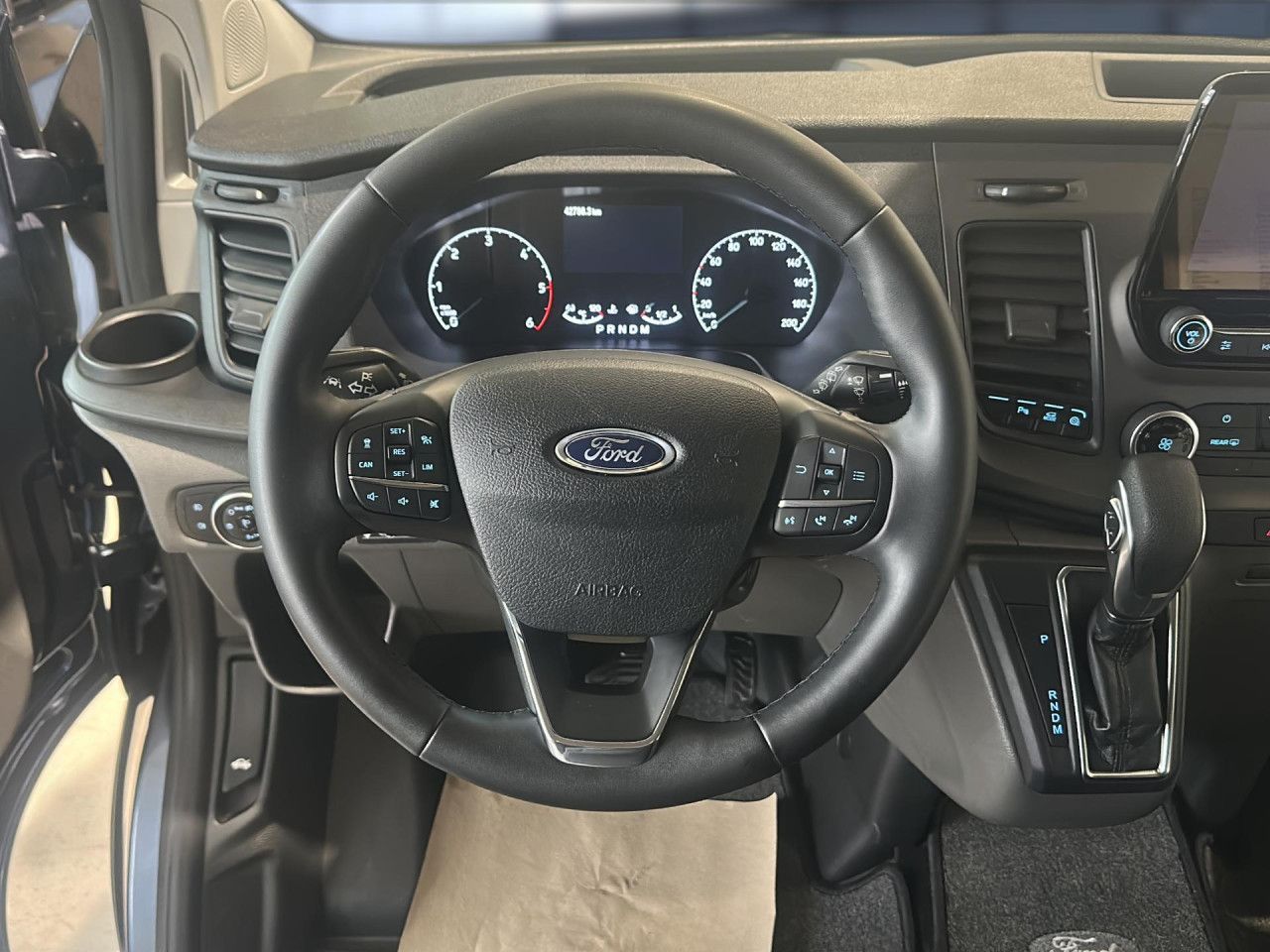 Ford Tourneo Custom - Bild 10