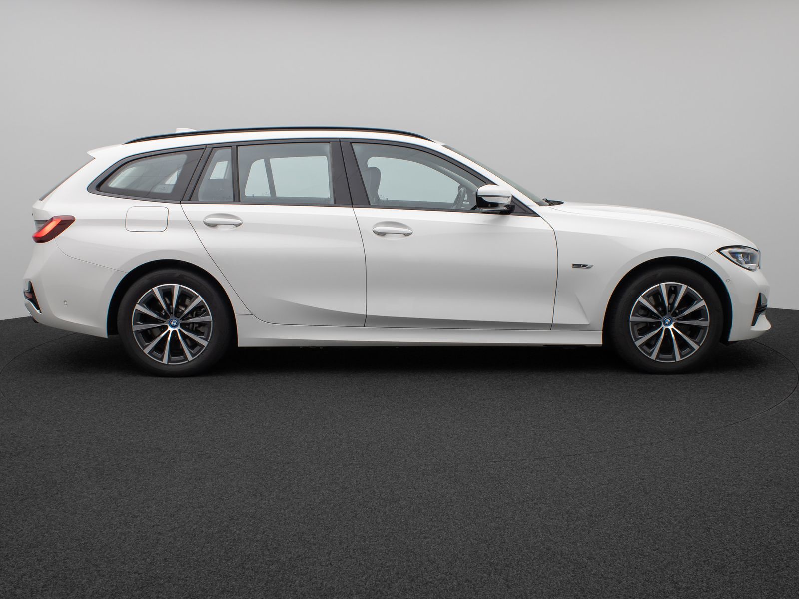 Fahrzeugabbildung BMW 320e Sport Line 360° Laser DAB H/K Komfort Alarm