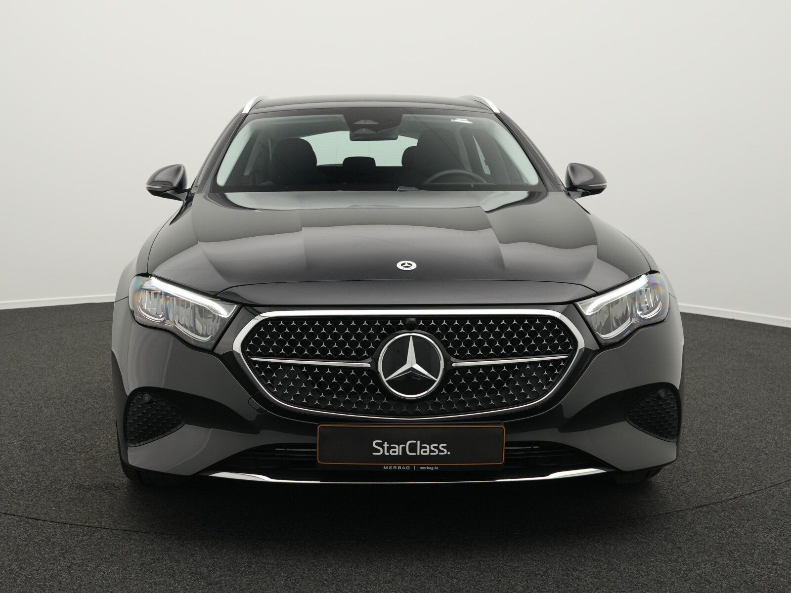 Mercedes-Benz E 220 d T Avantgarde LED+Kamera+AHK+Apple imagem 2