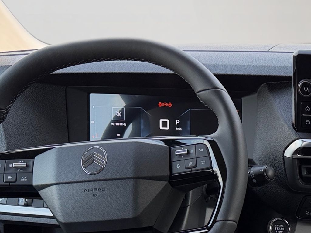 Fahrzeugabbildung Citroën Spacetourer M Diesel 180 Autm. Plus