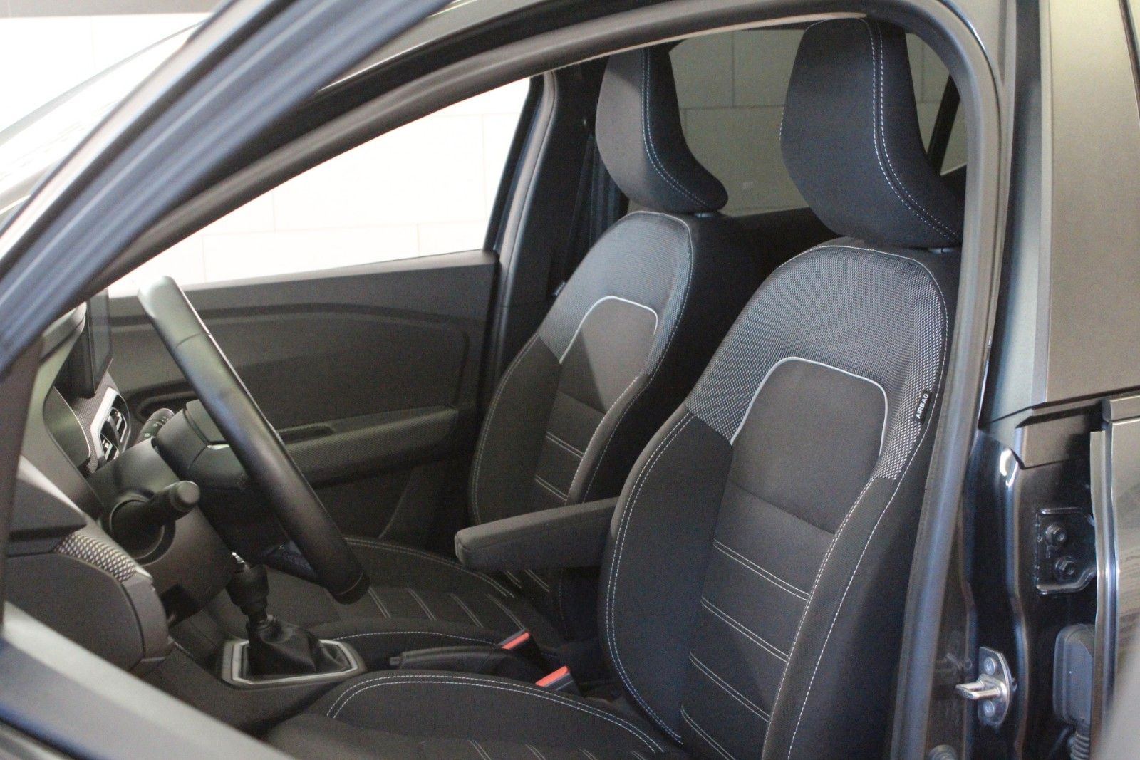 Fahrzeugabbildung Dacia Sandero TCe 100 ECO-G Expression  *Media-Dis