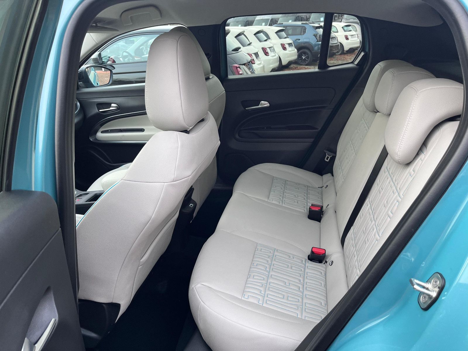 Fahrzeugabbildung Fiat 600 Hybrid La Prima