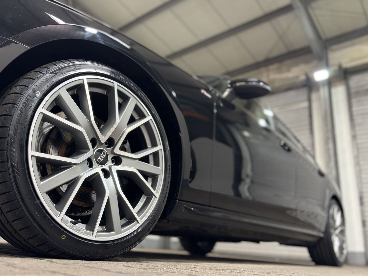 Fahrzeugabbildung Audi A4 35 TDI 2xS-line#Black#Matrix#Virtual#HeadUp