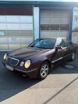 Mercedes-Benz Mercedes Benz E240 W210 V6 - Mercedes-Benz E 240: W210