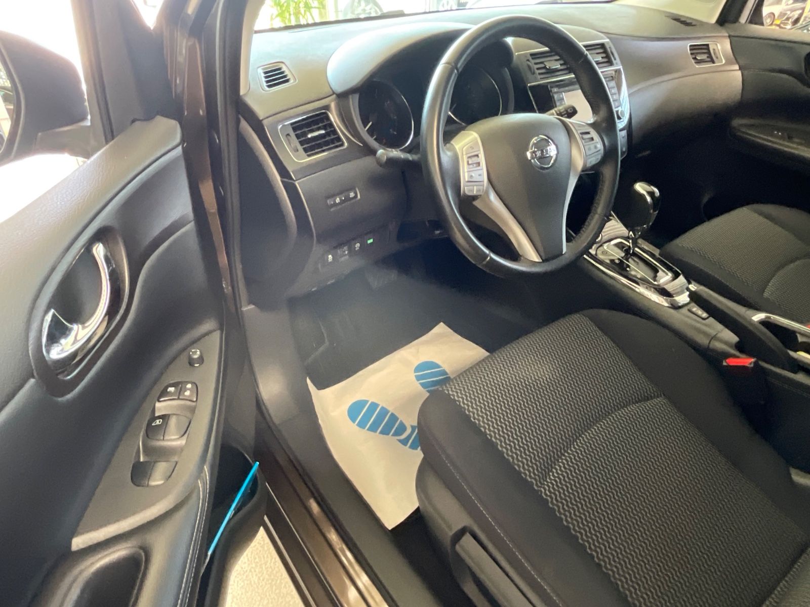 Fahrzeugabbildung Nissan Pulsar N-Tec*Automatik*Navi