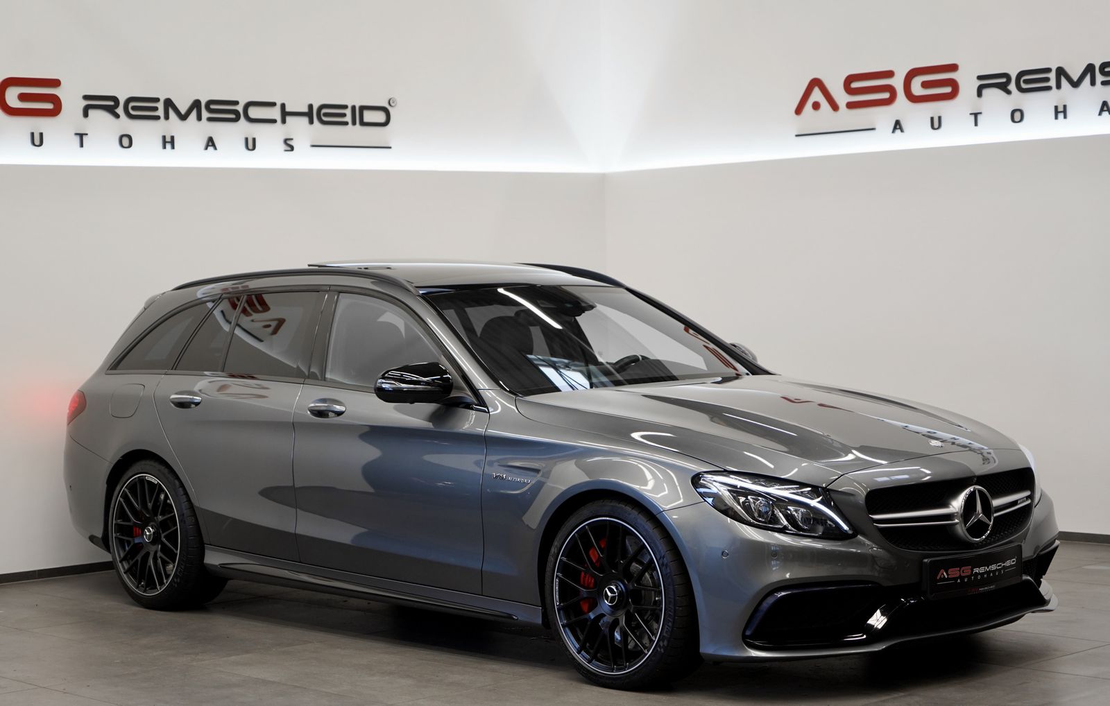 Mercedes Benz C 63 Amg