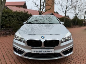 BMW 218 - 11