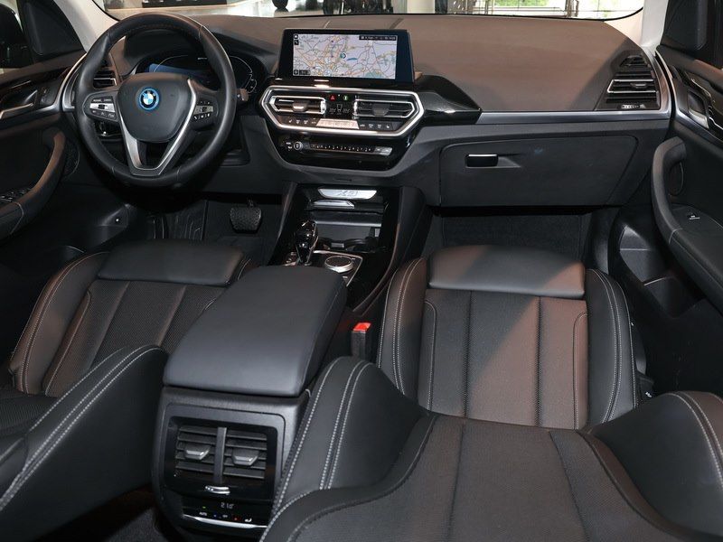 BMW X3 xDrive30e RFK HiFi DrivAss LED AHK foto 5