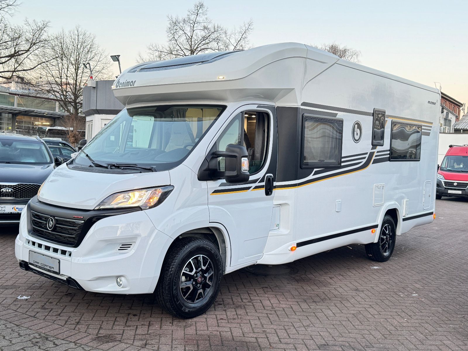 Fahrzeugabbildung Benimar Mileo M282 LOUNGE LUFTFEDERUNG SOLAR TV SAT AHK