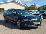 Skoda Superb Business L&K 4x4 DSG*LED*NAV*SHZ*AHK*CAM - Skoda Superb: Business