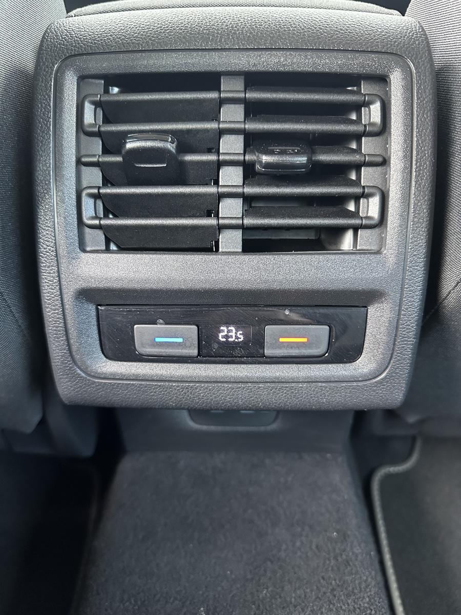 Volkswagen Golf Variant 2.0 TDI DSG Life NAV+LED+ACC+KAMERA, миниатюра 17