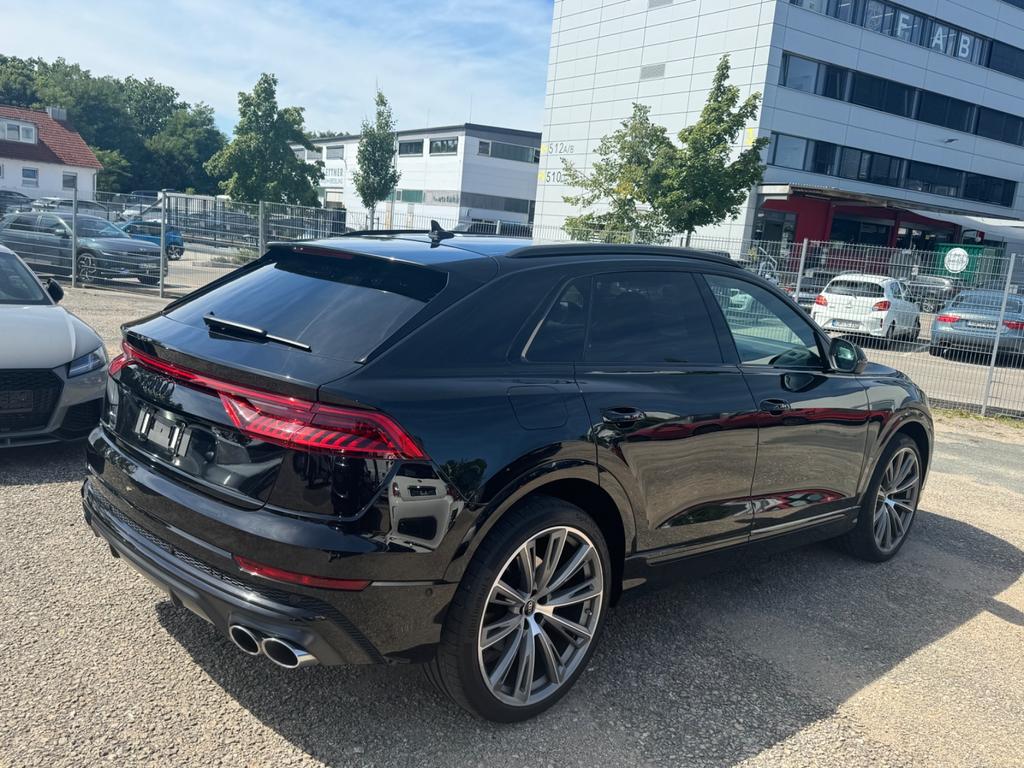 Audi SQ8
