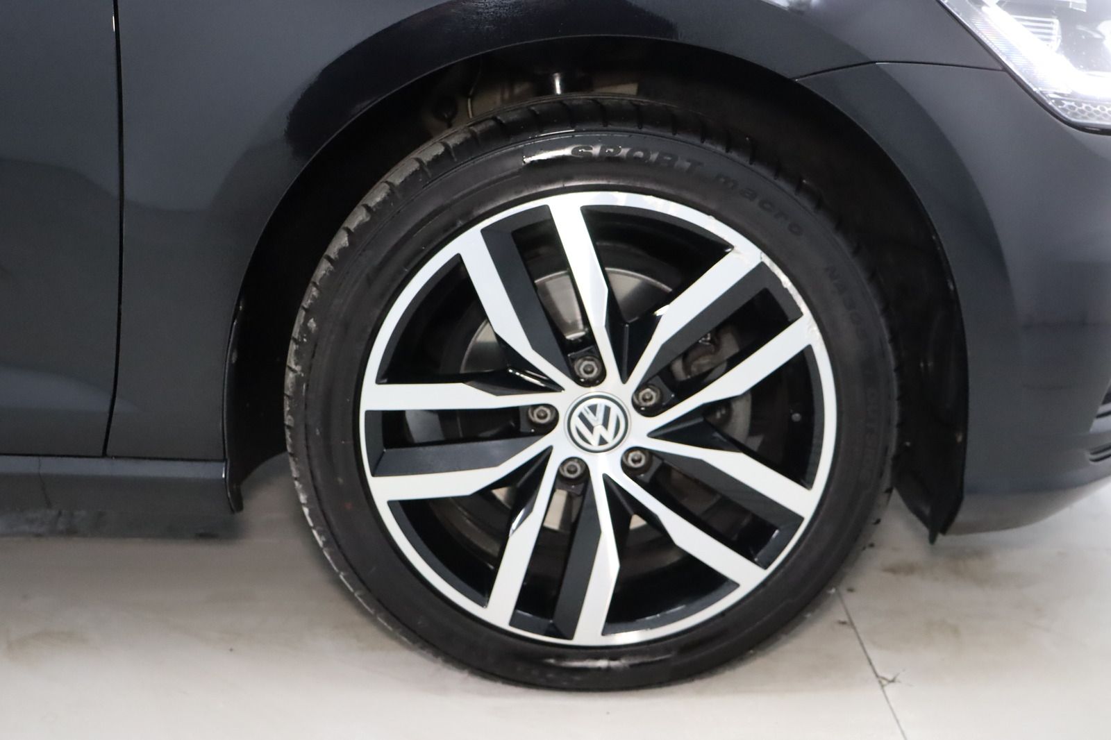 Fahrzeugabbildung Volkswagen Golf VII Sound * Standheizung * LED *