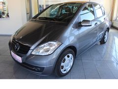 Fahrzeugabbildung Mercedes-Benz A 180 CDI 5-türig,HU und AU fällig
