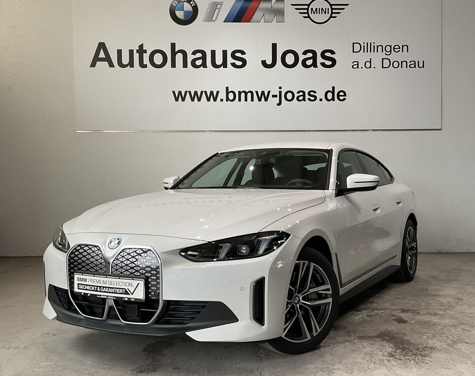 Fahrzeugabbildung BMW i4 eDrive35 |M Sportbremse |Komfortzugang |HiFi