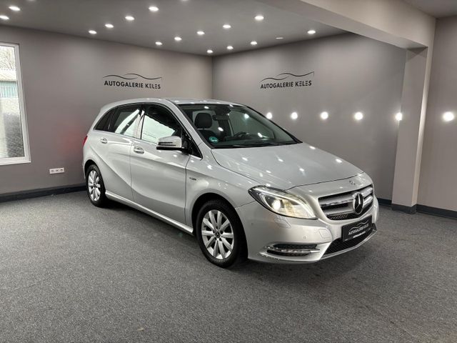 Mercedes-Benz B 180 Autom. LEDER*NAVI*XEN*KAM*SHZ*PDC*EURO5