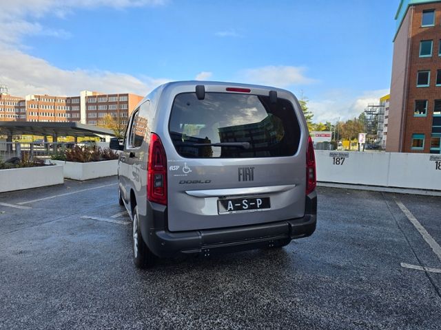 Fahrzeugabbildung Fiat Doblò 4 Kombi XL Rollstuhlgerecht Rollstuhlrampe