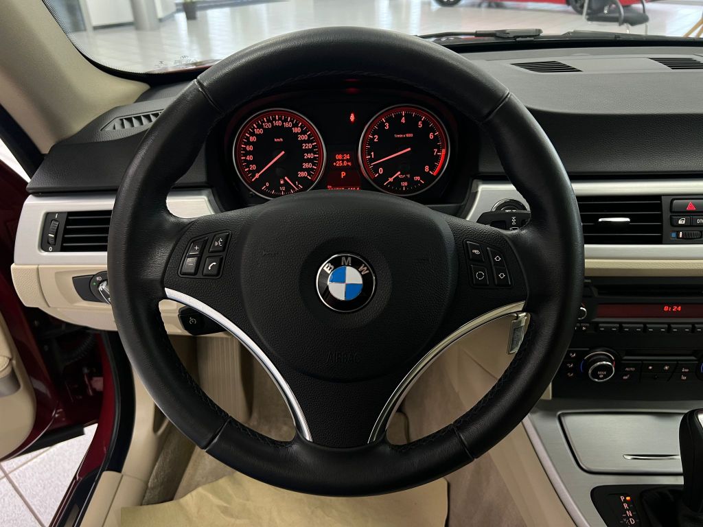 BMW 325 i Coupe*Leder*PDC*Sitzheizung*59T KM*Xenon*