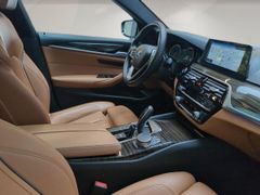 BMW 540i Sport/360°/HUD/Pano/D-Key/LED/AHK/SHeftBMW