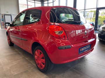 Renault Clio III Dynamique MOTOR- UND GETRIEBSCHADEN