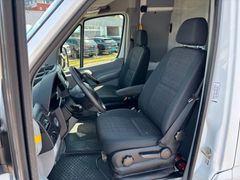 Fahrzeugabbildung Mercedes-Benz Sprinter 316 CDI,Kaste,L2H2,AHK 3,5T,Standhei.