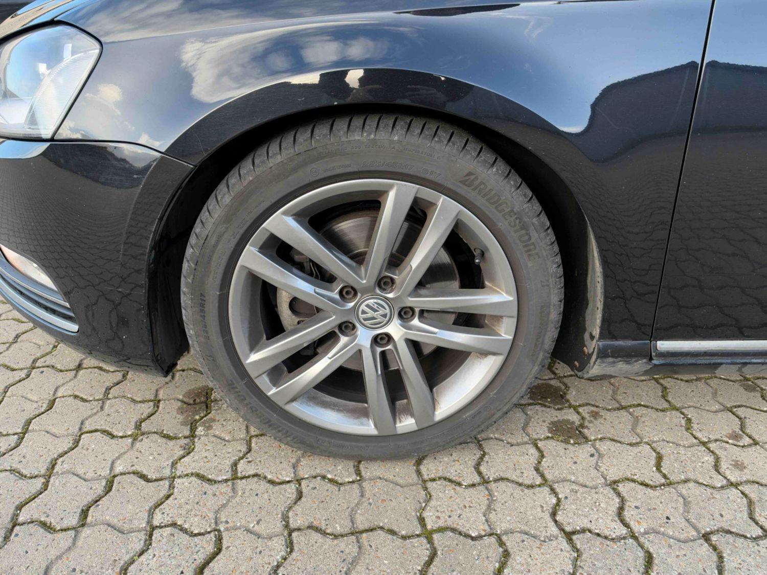 Volkswagen Passat 2014 — photo 19