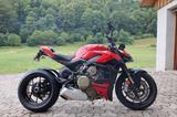 Ducati Streetfighter V4 (2023) 