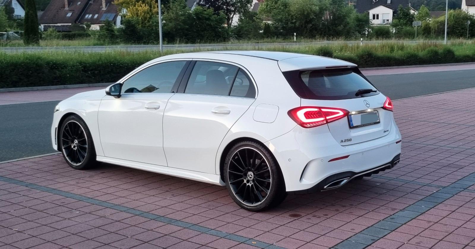 Mercedes-Benz A-Class 4MATIC 7G-DCT AMG-Line, миниатюра 4