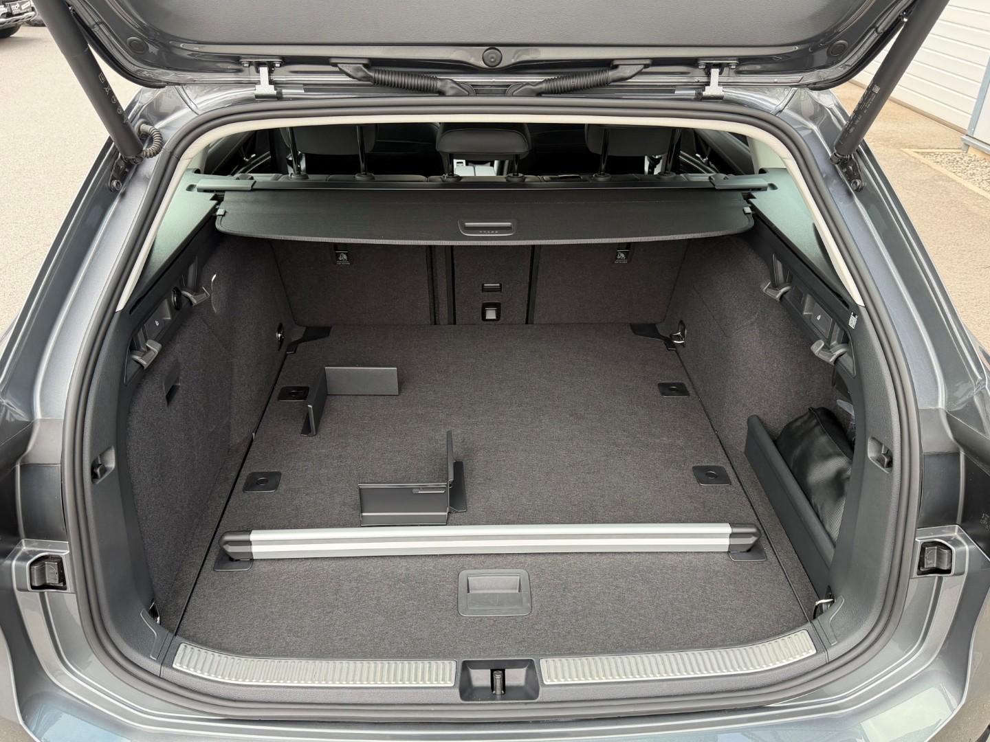 Volkswagen Passat 1.5 eTSI DSG Elegance *IQ*HuD*, миниатюра 19