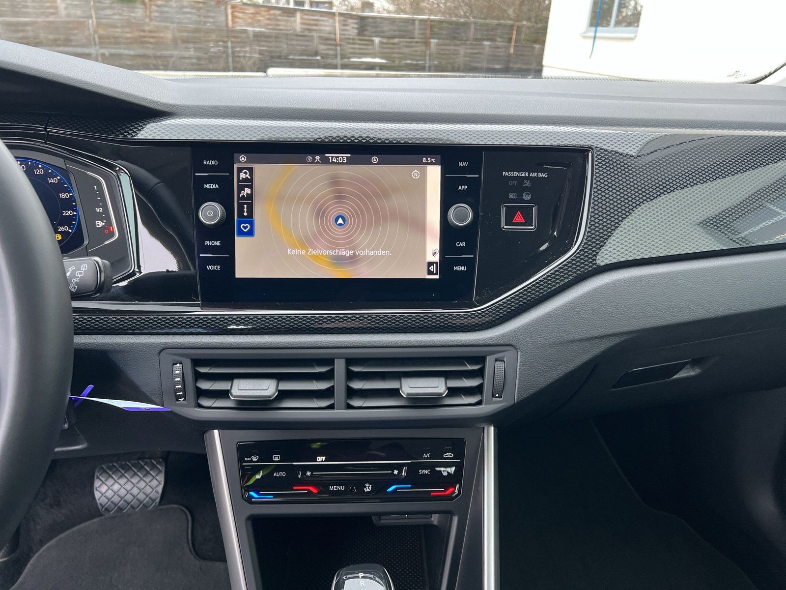 Fahrzeugabbildung Volkswagen Taigo 1.0 TSI DSG Life LED VIRTUAL NAVI SHZ