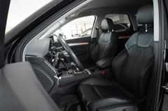 Fahrzeugabbildung Audi Q5 2.0 TFSI QUATTRO SPORT NAVI/LED/KAMERA/B&O