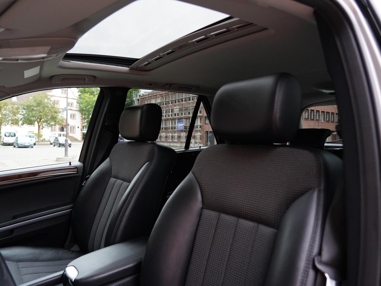 Mercedes-Benz ML 320 CDI 4Matic*Carplay~AHK~S-Dach~Luft~Xenon*