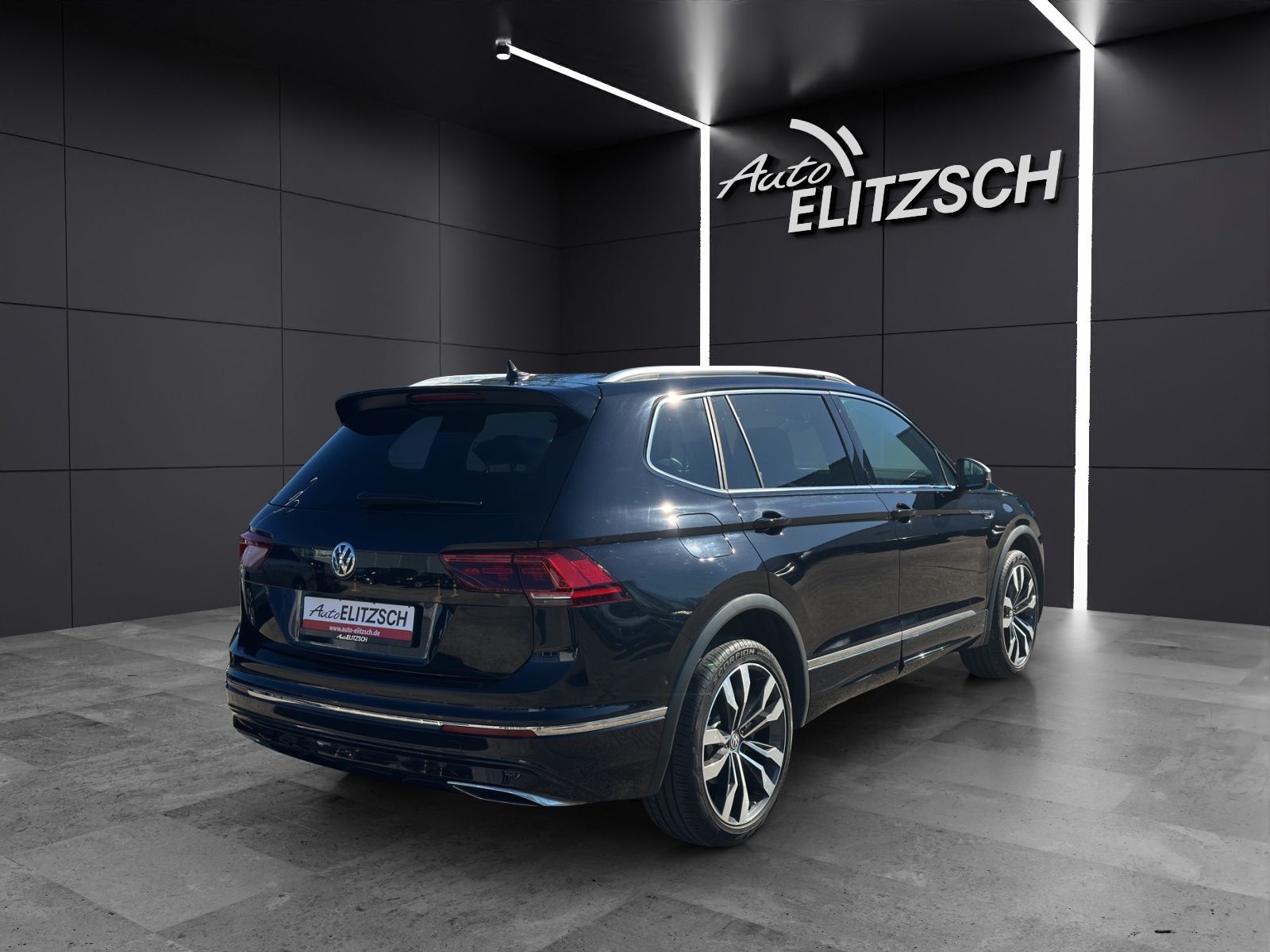 Fahrzeugabbildung Volkswagen Tiguan Allspace Highline TDI DSG 4M LED LEDER 7-
