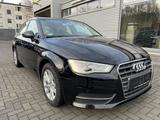 Audi A3 Sportback attraction/Panorama/Kamera/Leder - Audi A3 Attraction mit Diesel-Antrieb