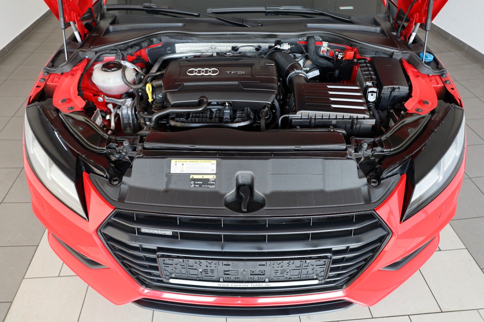 Fahrzeugabbildung Audi TT Coupe 2.0 TFSI quattro S line Navi,Bang&O,SH