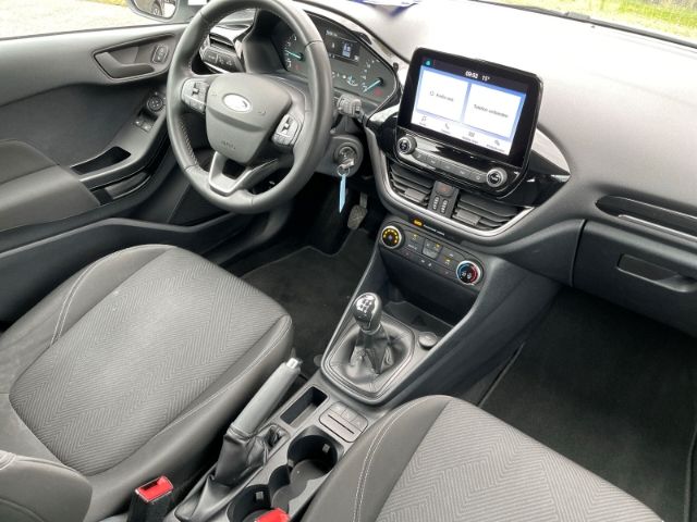 Fahrzeugabbildung Ford Fiesta 1.1 Cool & Connect Sitzheizung, DAB, Temp