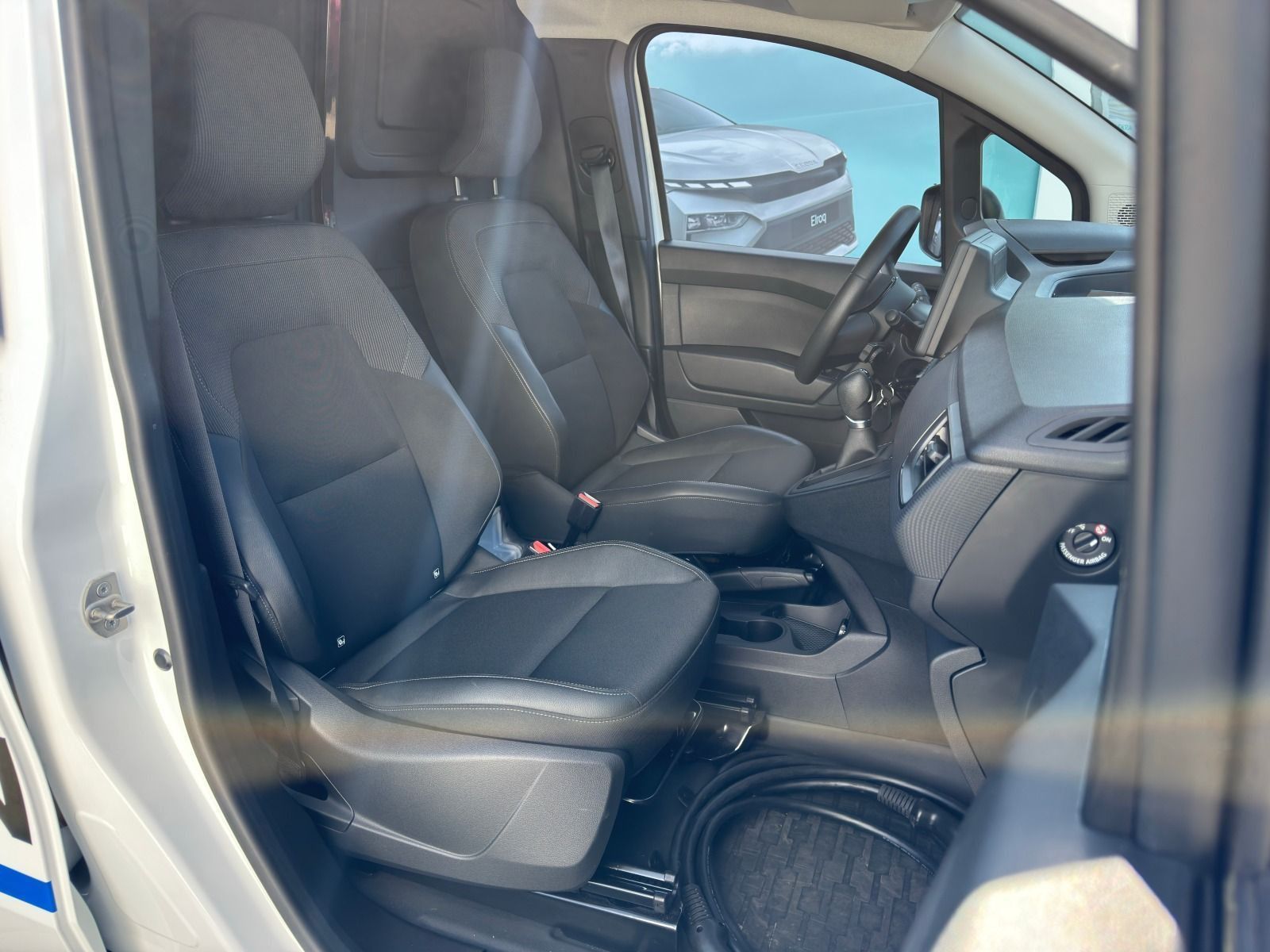 Fahrzeugabbildung Nissan Townstar 45 kWh*360°CAM*CarPlay*22kW-AC*
