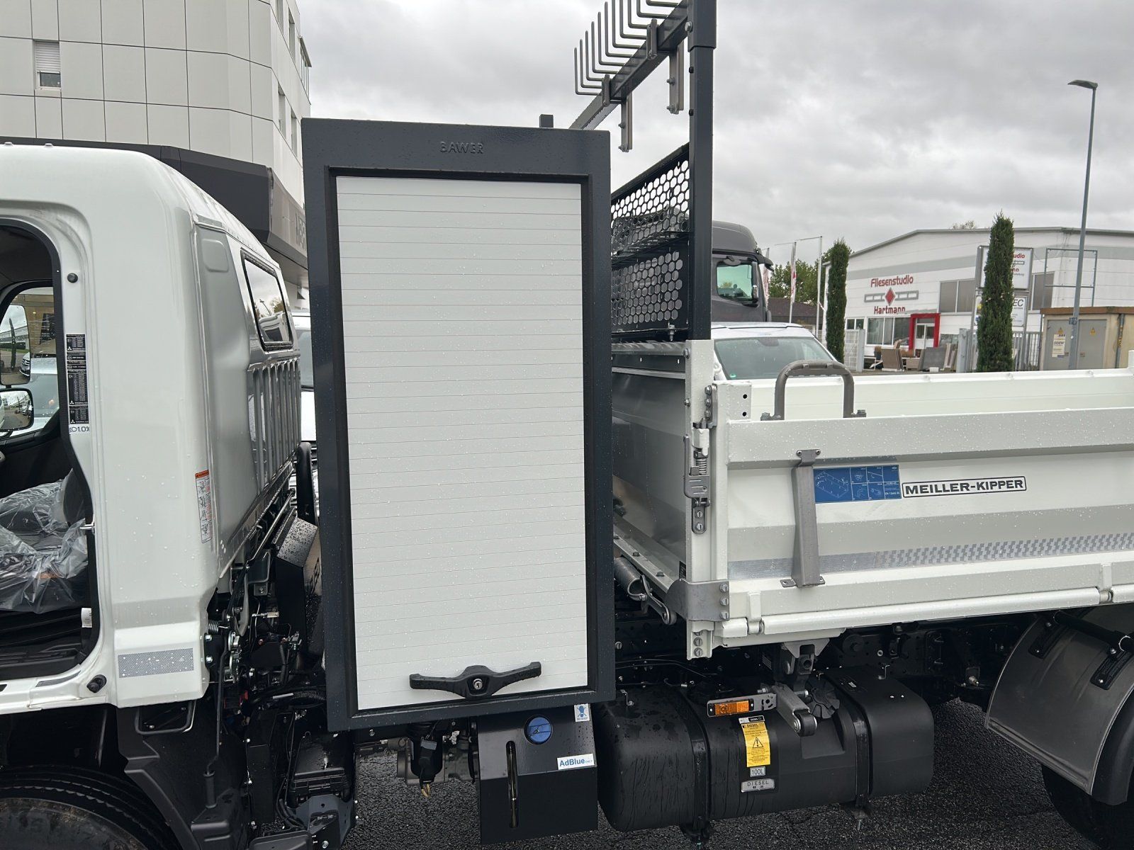 Fahrzeugabbildung FUSO 7C18 4x2 3400 Meiller Kipper