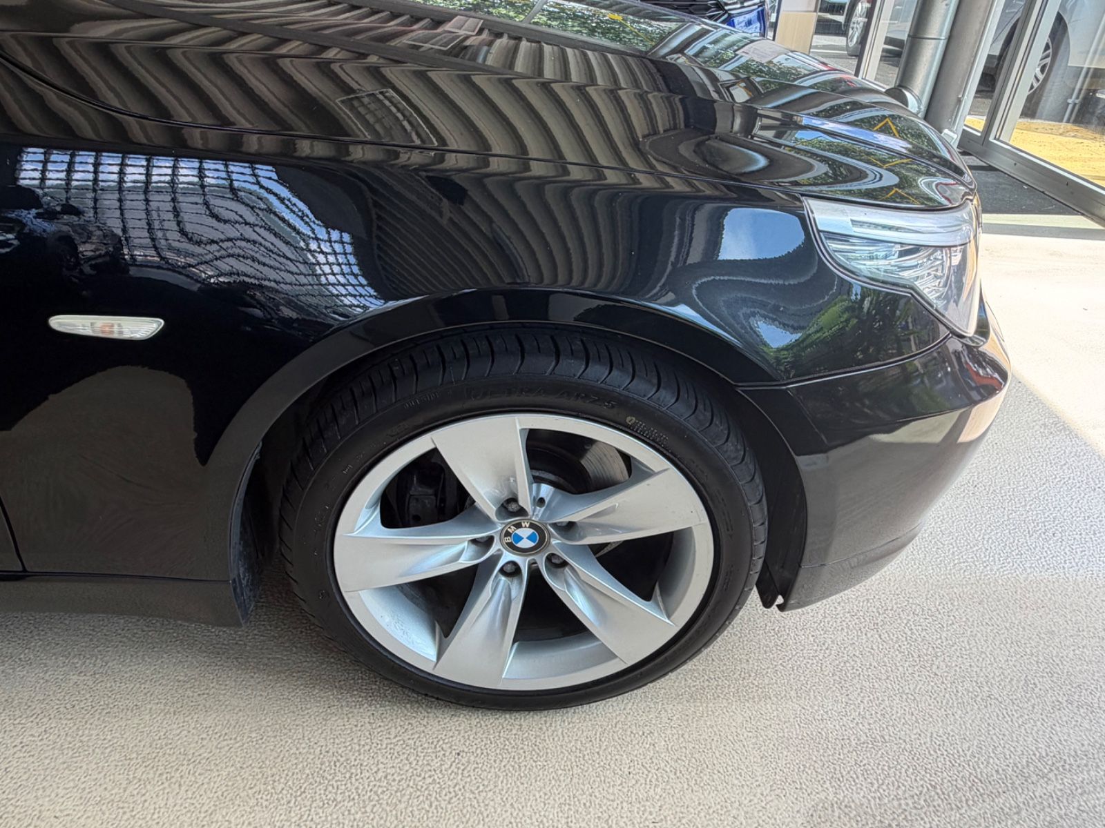 Fahrzeugabbildung BMW 520 5 Touring 520 d