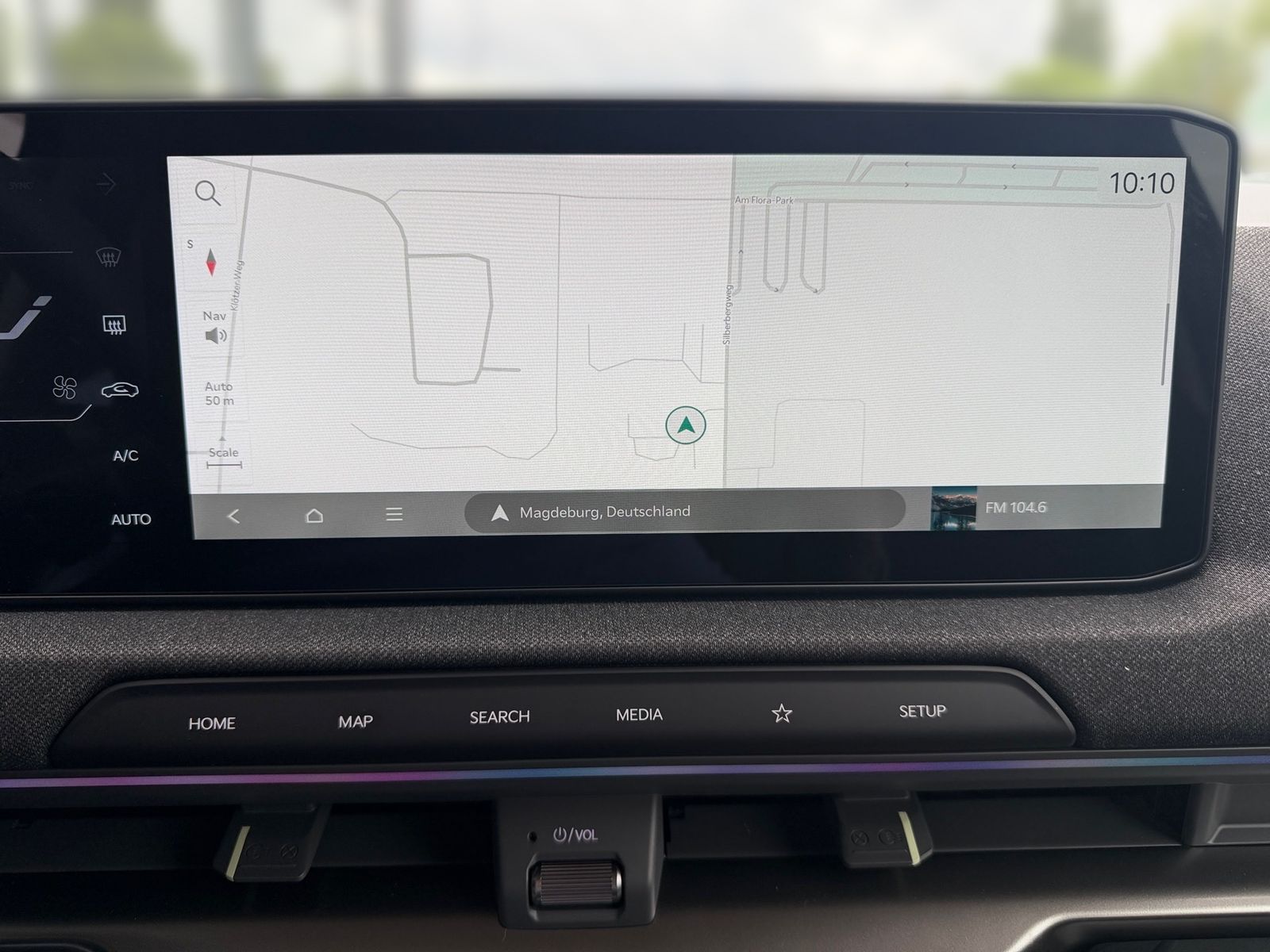 Fahrzeugabbildung Kia EV2 42.2 5S EARTH WIC 22AC TEC DWP DES