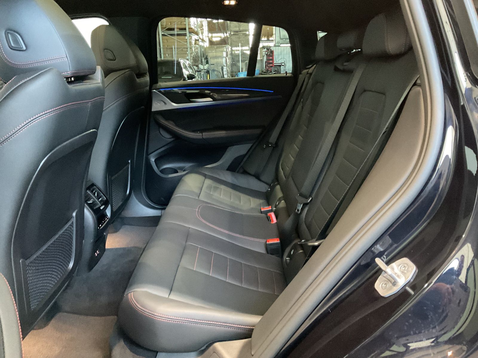 Fahrzeugabbildung BMW X4 M40d Standheizung | Panorama-Glasdach | 20" L