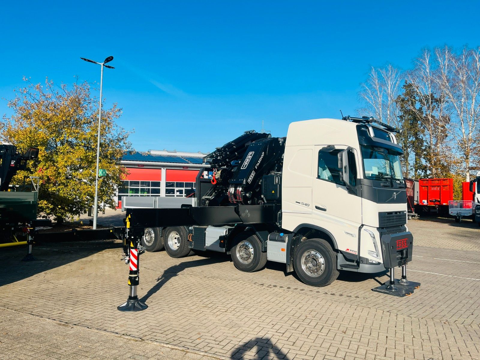 Fahrzeugabbildung Volvo FH 540 SZM mit F1450 HXP Fly Jib + Winde