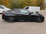 BMW M4 CS  - BMW M4: Cs
