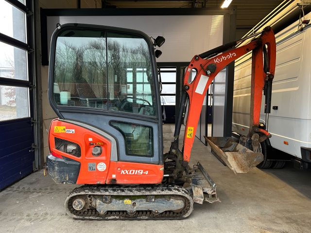 Kubota KX019-4 MiniBagger Heizung 2xLöffel Schnellwechs